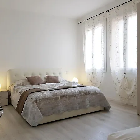 Apartmán Ca' Dea Gondoea *