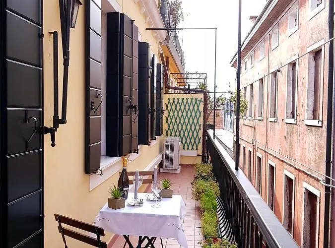 Ca' Dea Gondoea Апартаменты *